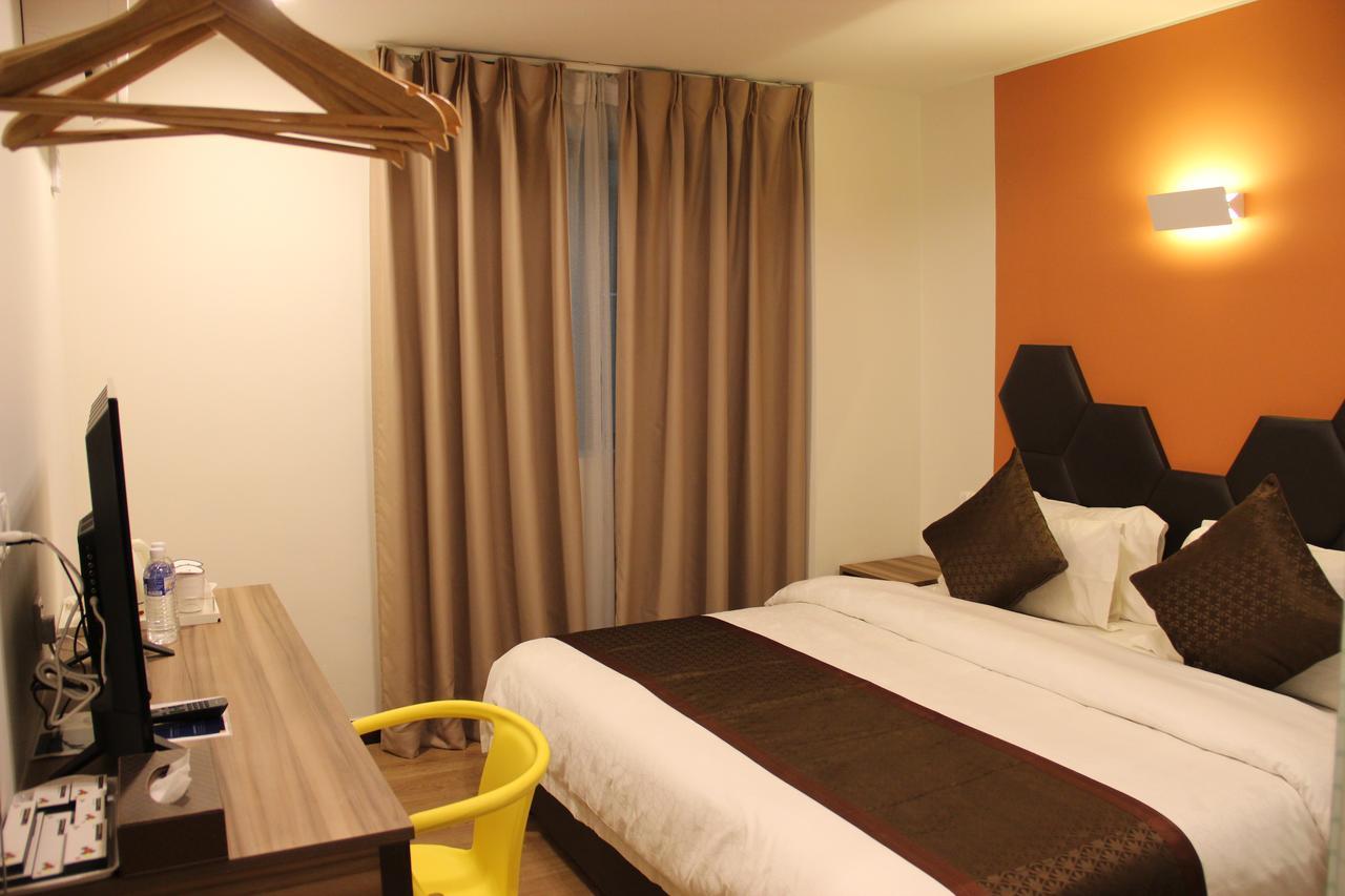 Memoire Hornbill Hotel Kuching Exterior photo